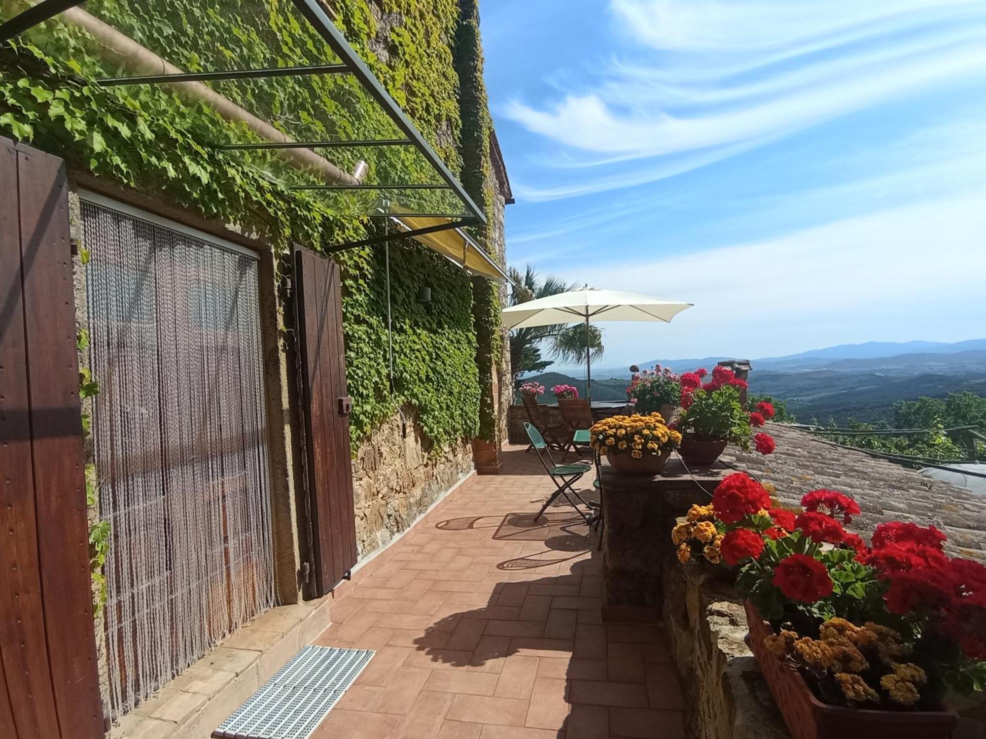 Hostal Casa Marju Montemassi Exterior foto